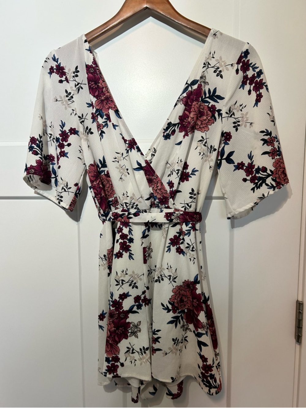 Charlotte Russe Dark Pink Floral Off-Shoulder Romper - Cream - Medium